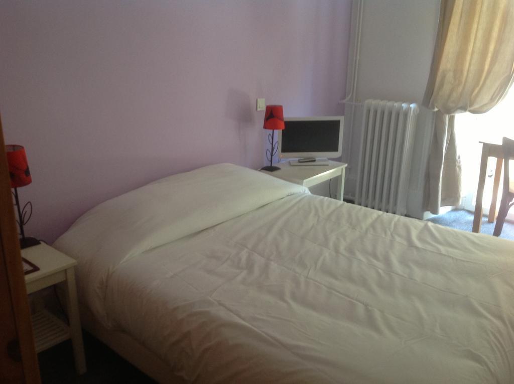 Les Celestins Hotel วาล-เลส์-แบ็งส์ ภายนอก รูปภาพ